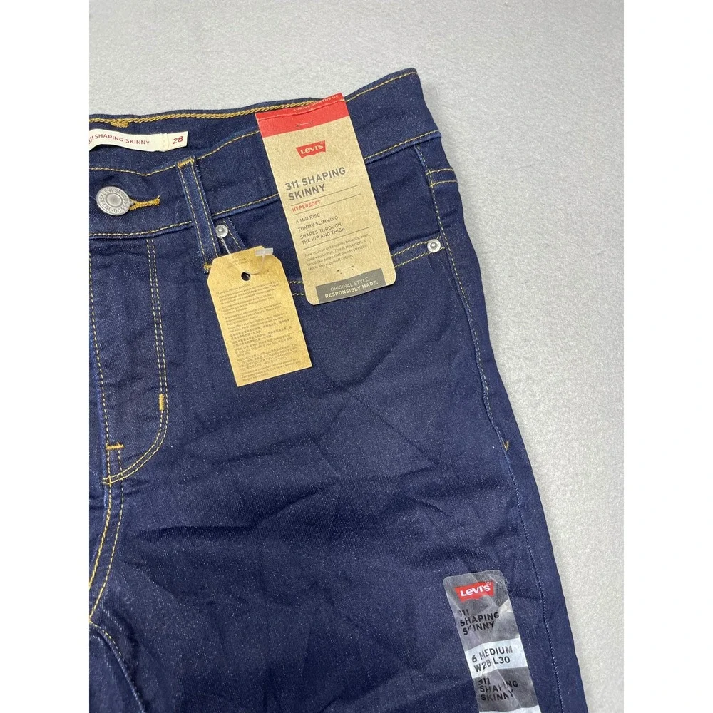 Levis levi 311